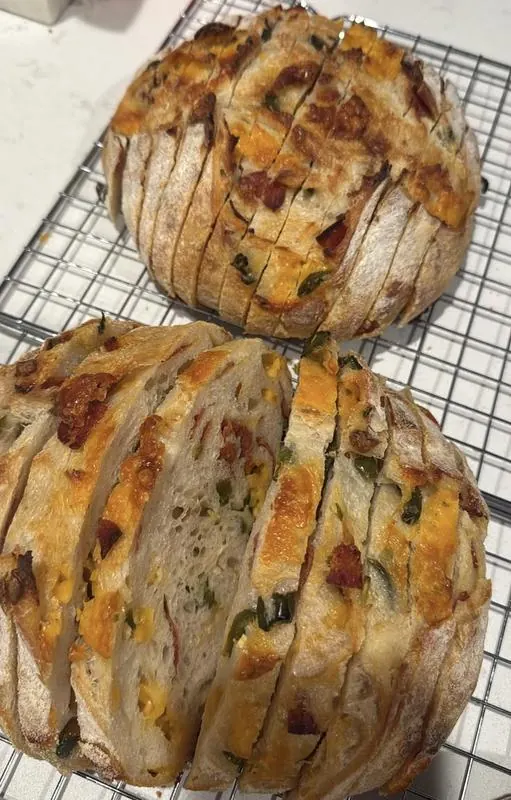 Jalapeño cheddar loaf